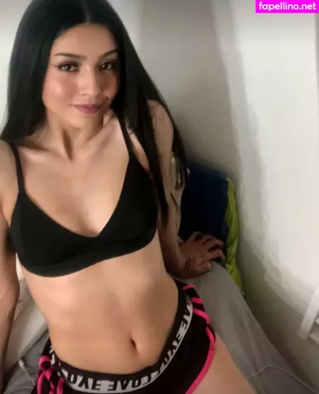 Flores Isabella98 OnlyFans Thumbnail #skFEg6RKKt