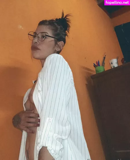 Floresmartins OnlyFans Thumbnail #IUx64tC1sA