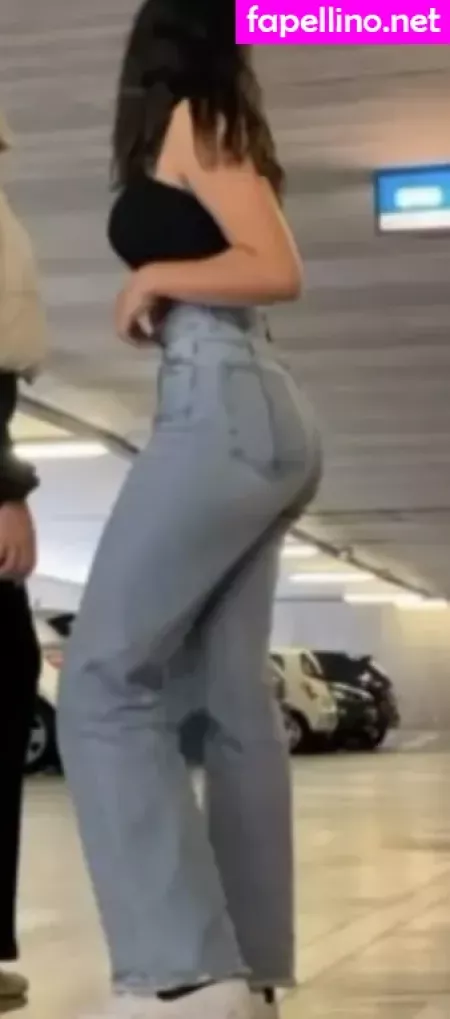 Floriane Cooper OnlyFans Thumbnail #IFHdVfUAAX