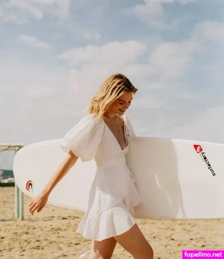 Floriane Desmaret OnlyFans Thumbnail #Ax4421wp7n