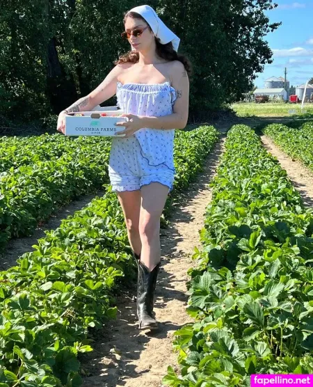 Flowerava OnlyFans Thumbnail #O8bGLpPau2