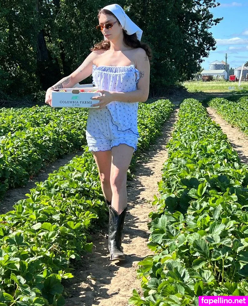 flowerava, flowerava.ts Nude Leaked OnlyFans Photo #O8bGLpPau2