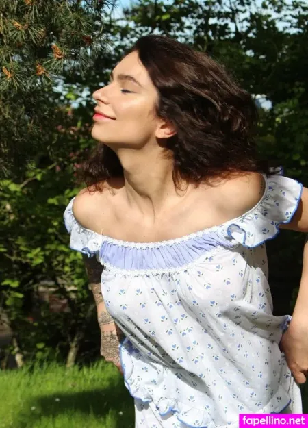 Flowerava OnlyFans Thumbnail #WbhgnnoNLj