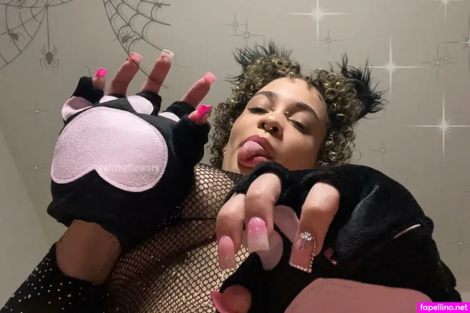 Flowers OnlyFans Thumbnail #JDkdb9rzJ3