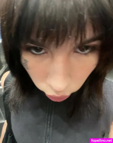 Flumenar OnlyFans Thumbnail #1Ntn6FseX3