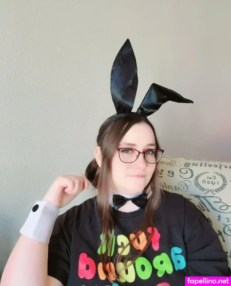 Flusterbunny OnlyFans Thumbnail #IOFP0NoVAD