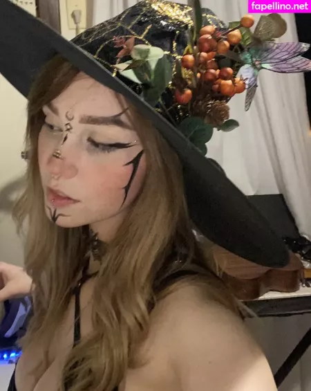 Flvia Sayuri OnlyFans Thumbnail #Haa3Ra6eds