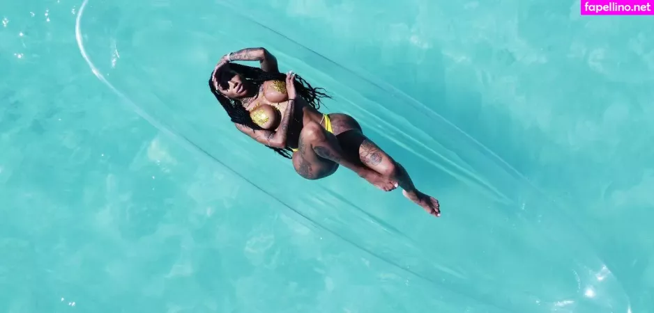 Flyyytattedsky OnlyFans Thumbnail #ViTyTxBwdS