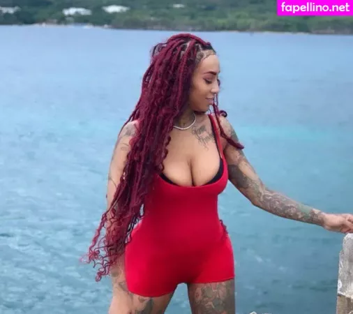 Flyyytattedsky OnlyFans Thumbnail #f7OxWWwfXB