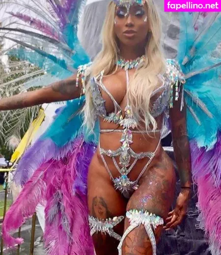 Flyyytattedsky OnlyFans Thumbnail #xwwLTe2ReV