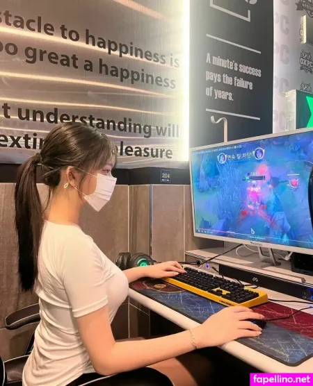 Foamharin OnlyFans Thumbnail #SqRYxw8HuJ