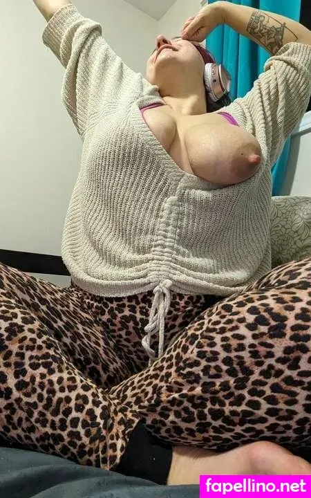 Follow Alexa OnlyFans Thumbnail #hYjlVMKsQ6