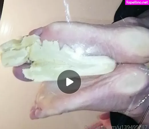 Foot Mistress Miss B OnlyFans Thumbnail #8LP9433zv8