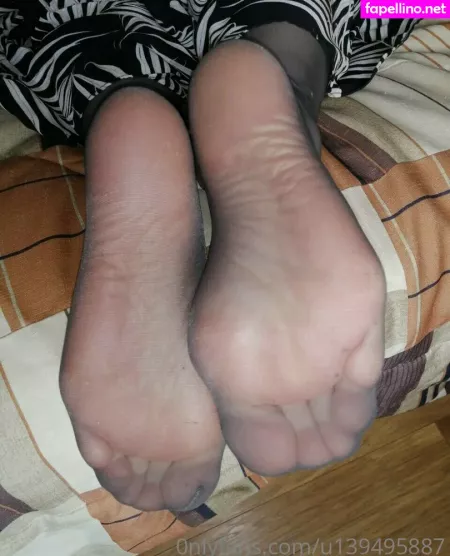 Foot Mistress Miss B OnlyFans Thumbnail #LFEEYWBoMD