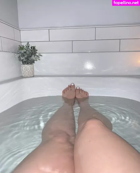 Foot The Bills OnlyFans Thumbnail #j0UJFcB95U