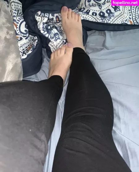 Foot The Bills OnlyFans Thumbnail #sazyVj1wOo