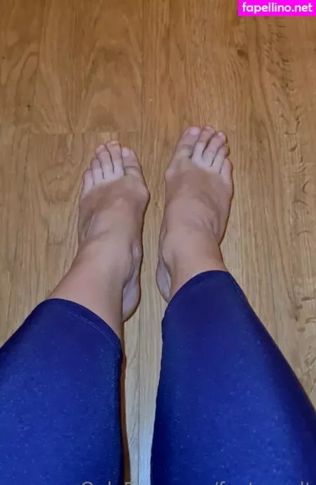 Foot Vault OnlyFans Thumbnail #TOipojWUF8