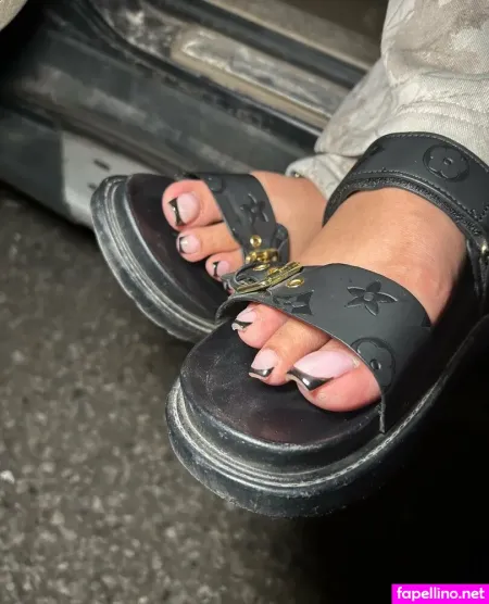 Footbaddieari OnlyFans Thumbnail #NWl5AkOVbU