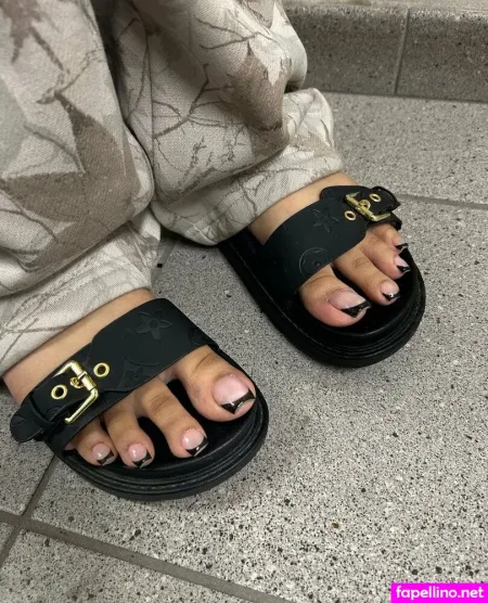 Footbaddieari OnlyFans Thumbnail #QjD9eqVoYP