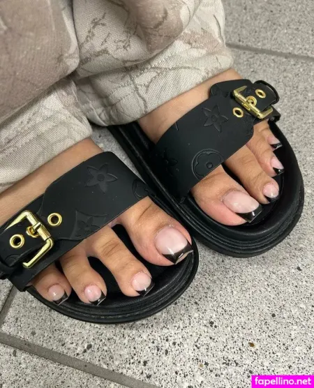 Footbaddieari OnlyFans Thumbnail #hFkVTTE7dW