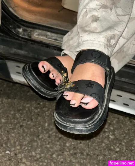 Footbaddieari OnlyFans Thumbnail #zcWYQ3TieT