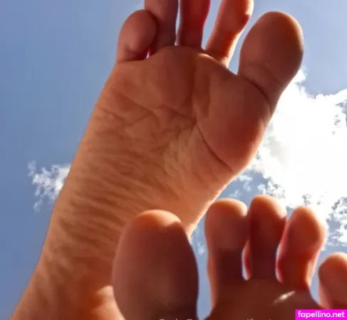 Footcrazehaven OnlyFans Thumbnail #XvROpXw41P