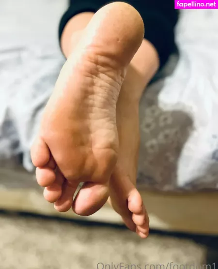 Footdom1 OnlyFans Thumbnail #9ghxADnb7B