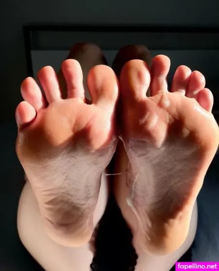 Footfantasy Queen OnlyFans Thumbnail #4GtLH7C4LN