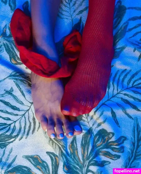 Footfantasy Queen OnlyFans Thumbnail #9cODoA4lKk