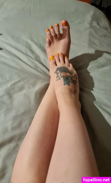 Footfantasy35 OnlyFans Thumbnail #0qUxmnvg6z