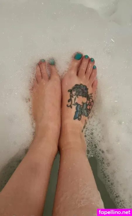 Footfantasy35 OnlyFans Thumbnail #7xLw16arbl