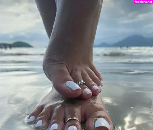 Footfetishfantasyyyy OnlyFans Thumbnail #8mVfYsc3wO