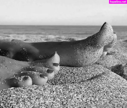 Footfetishfantasyyyy OnlyFans Thumbnail #Hwk12dah5P