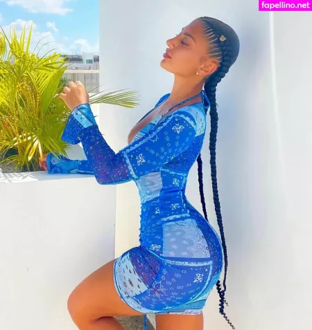 Footfetishfantasyyyy OnlyFans Thumbnail #a2o6QQpQPc