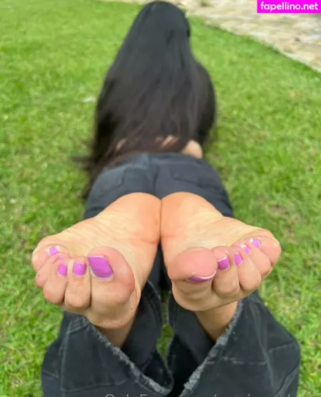 Footfetishtop OnlyFans Thumbnail #u5BF1OgtLk