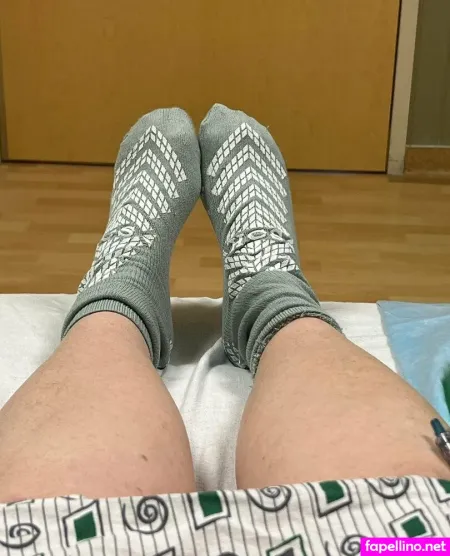 Footfondling OnlyFans Thumbnail #RAJNpF59Vj