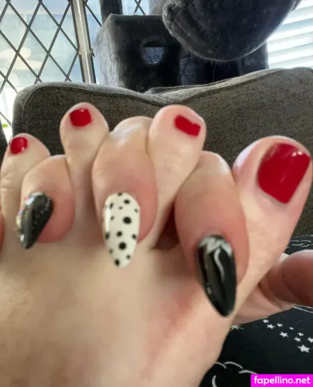 Footfondling OnlyFans Thumbnail #ur0B1970QZ