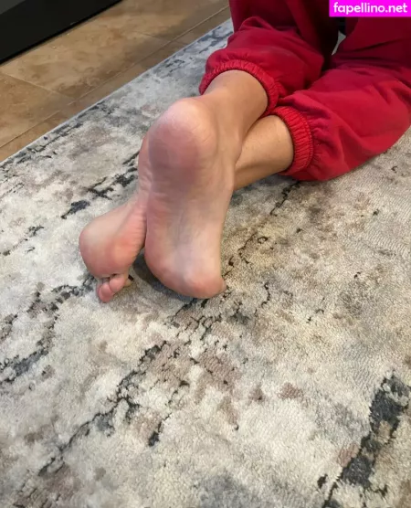 Footgoddessmacie OnlyFans Thumbnail #Clck05GCo2