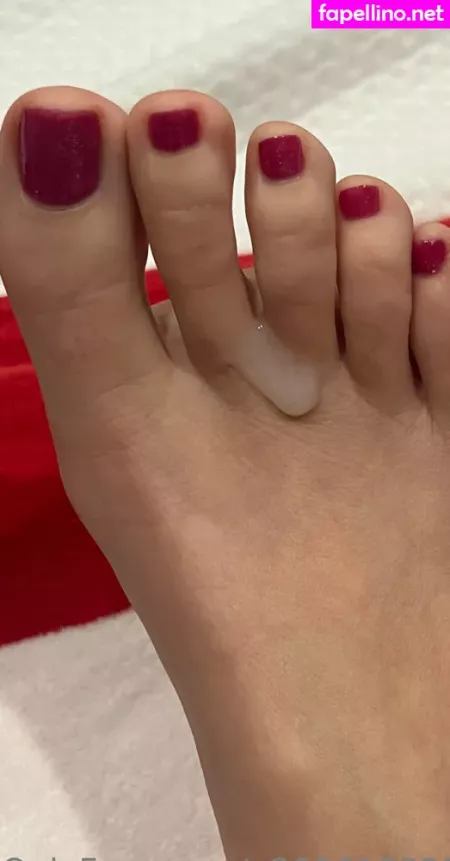 Footgoddessmacie OnlyFans Thumbnail #Gwb44bDZqU