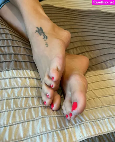 Footgoddessmacie OnlyFans Thumbnail #a6VY2EFWQK
