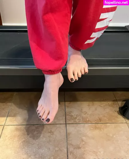 Footgoddessmacie OnlyFans Thumbnail #vCBmlW1pyH