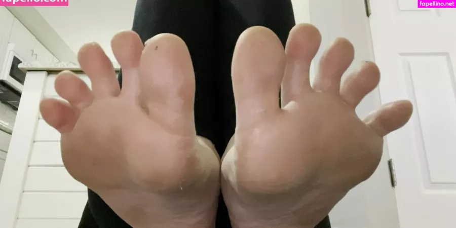 Footivities OnlyFans Thumbnail #9zMwVLE1Cy