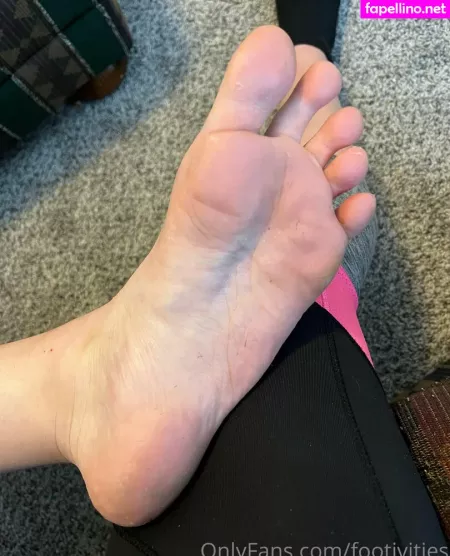 Footivities OnlyFans Thumbnail #AUUzwiPYSm