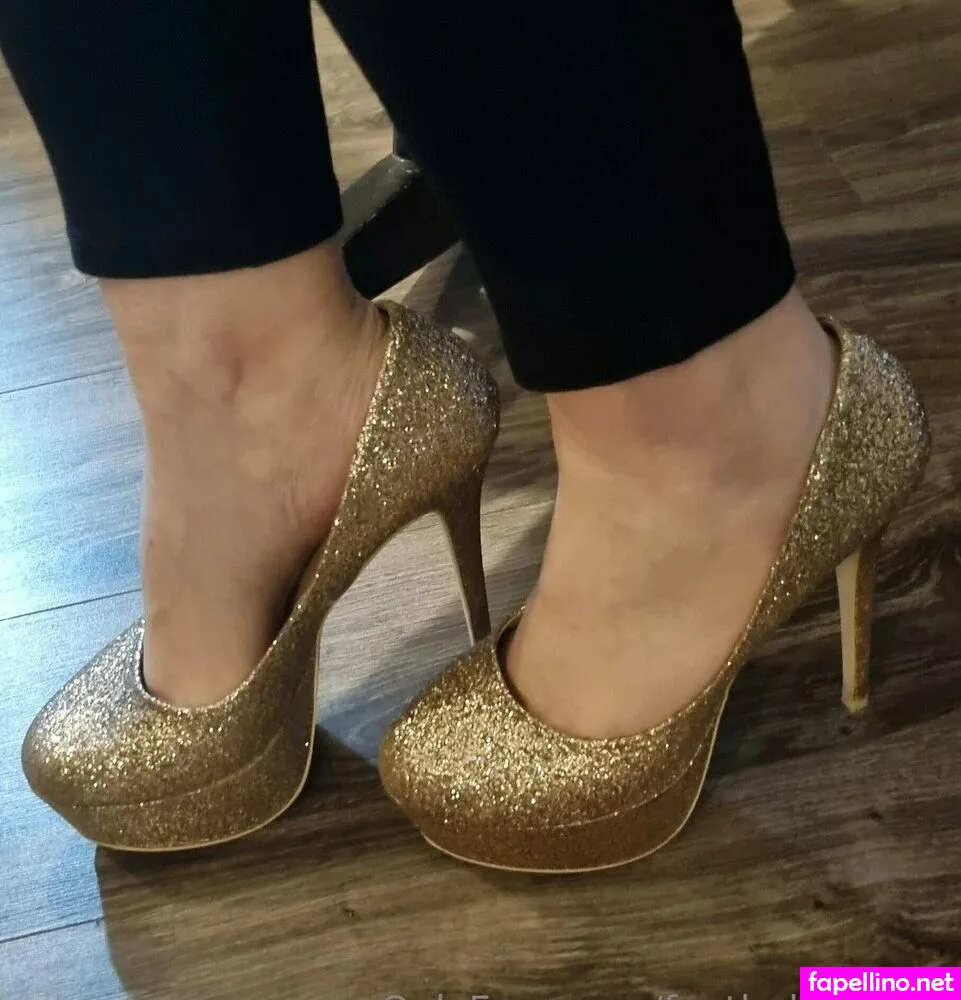 footladyyarista Nude Leaked OnlyFans Photo #4wKIJBdHo3