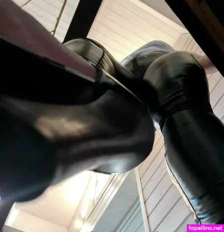 Footladyyarista OnlyFans Thumbnail #w22Bnd0ZUS