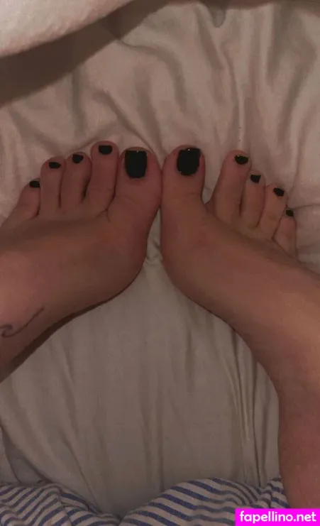 Footmama1622 OnlyFans Thumbnail #hZbdIrpHuY