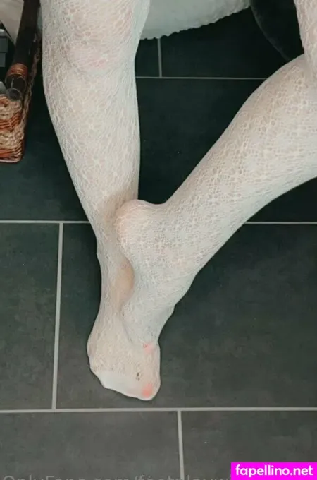 Footplaywithsavanna OnlyFans Thumbnail #36bYSojmD3