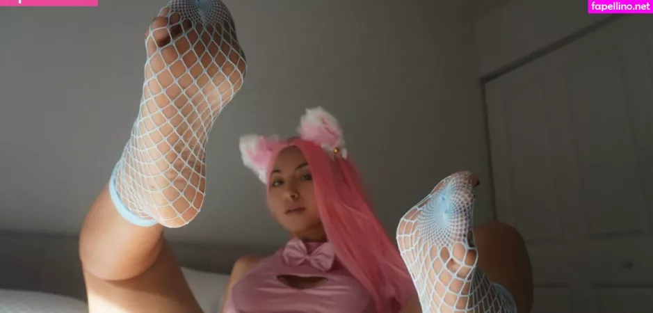 Footprincesslouise OnlyFans Thumbnail #0zcNBirtF1