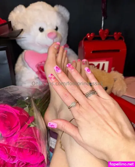 Footprincessx1 OnlyFans Thumbnail #MjsojnkEDV