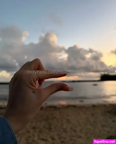 Footprincessx1 OnlyFans Thumbnail #QmqwEAynp6